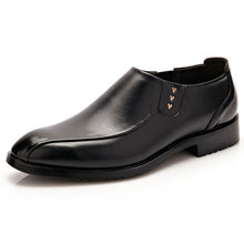 Tangnest Men Business Shoes Men Fashion Round Toe Loafers Male Patent Leather Slip-on Flats Man Wedding Shoes Brown Black XMP689
