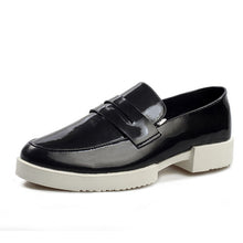 Tangnest Men's Casual Shoes British Trend Men Business Shoes Male PU Leather Flat Spring Slip On Shoes For Men Zapatillas XMP453